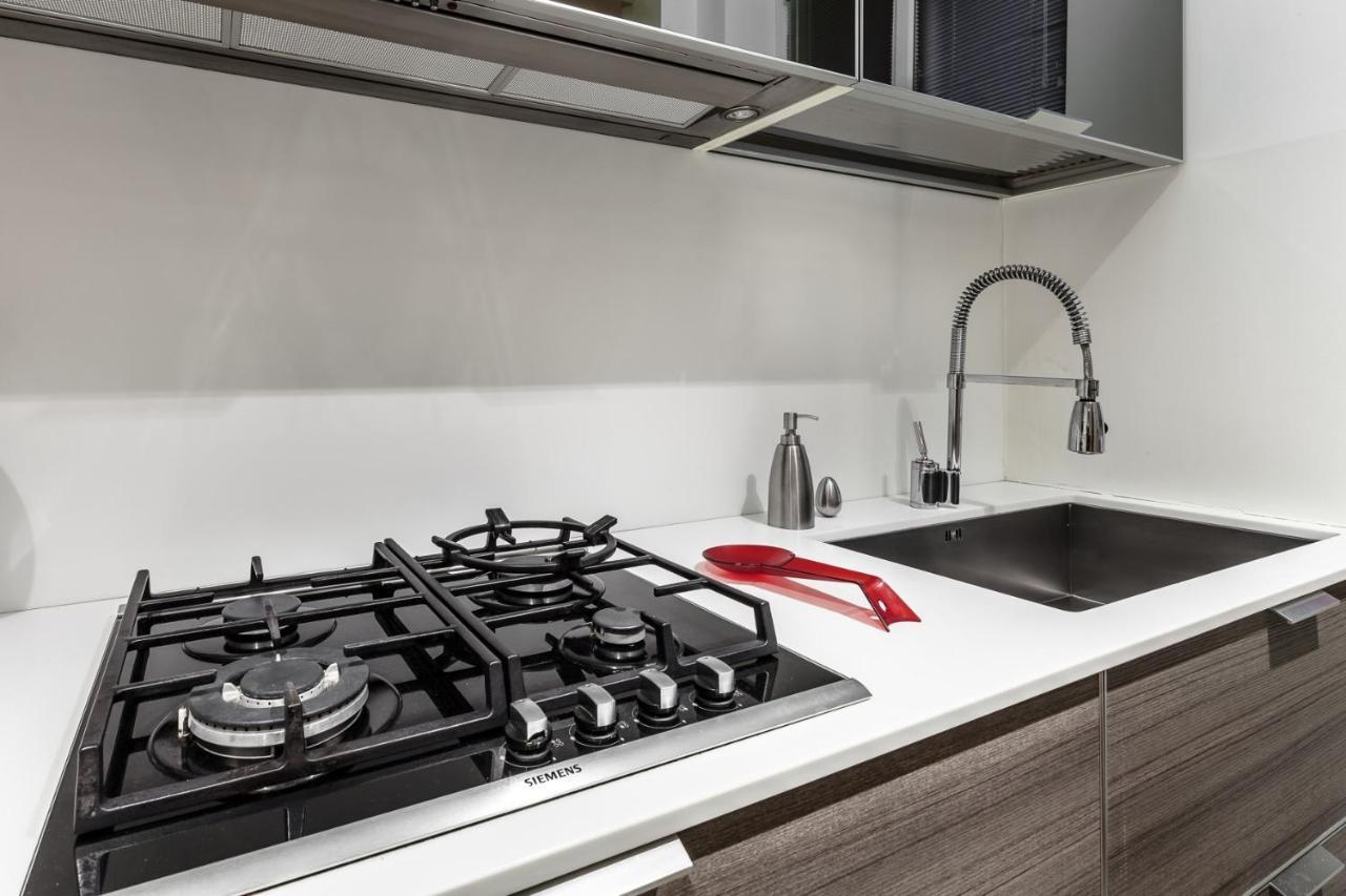 Stylish Suite In Fashion District - Corso Venezia Milan Exterior photo