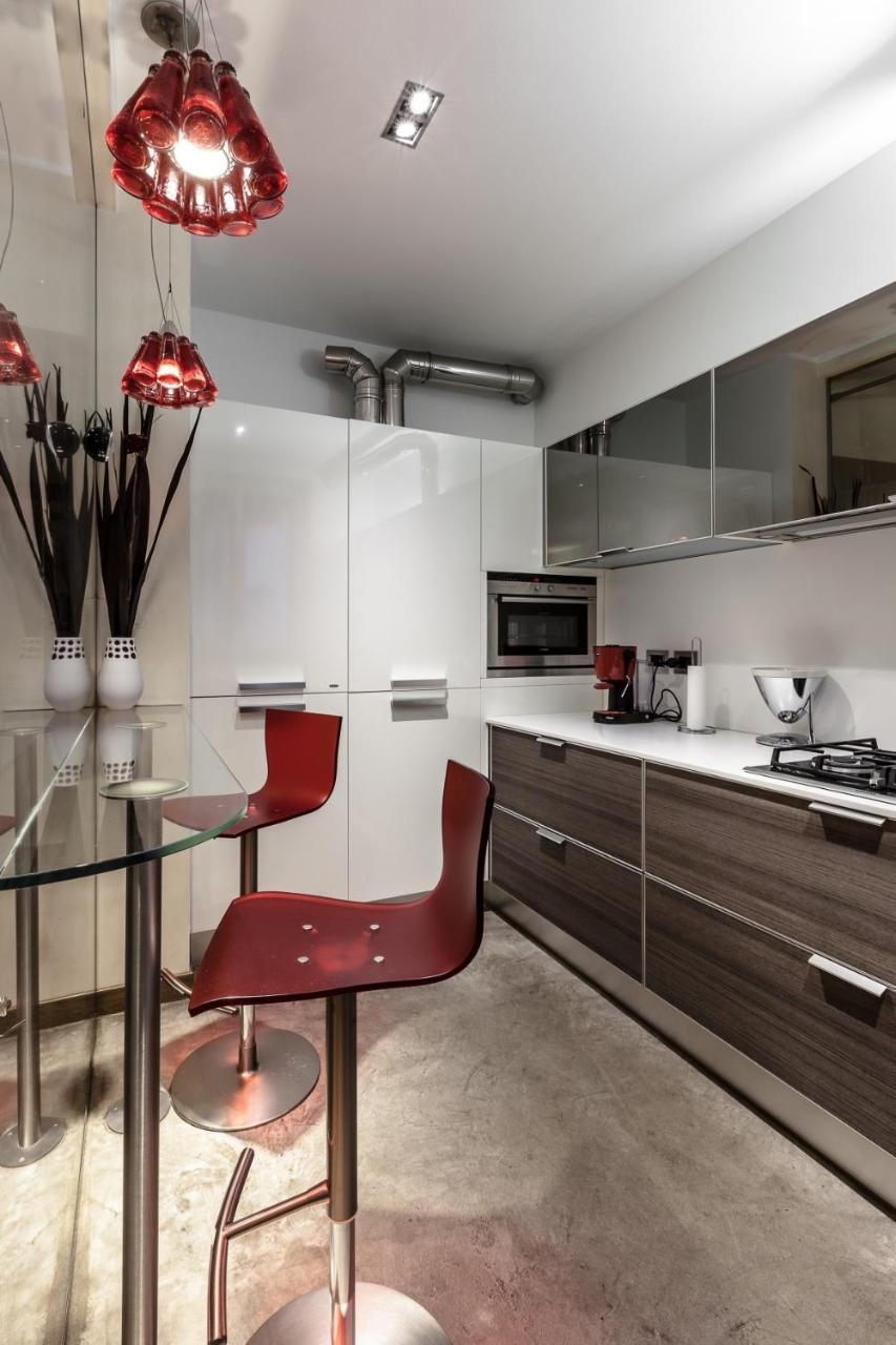 Stylish Suite In Fashion District - Corso Venezia Milan Exterior photo