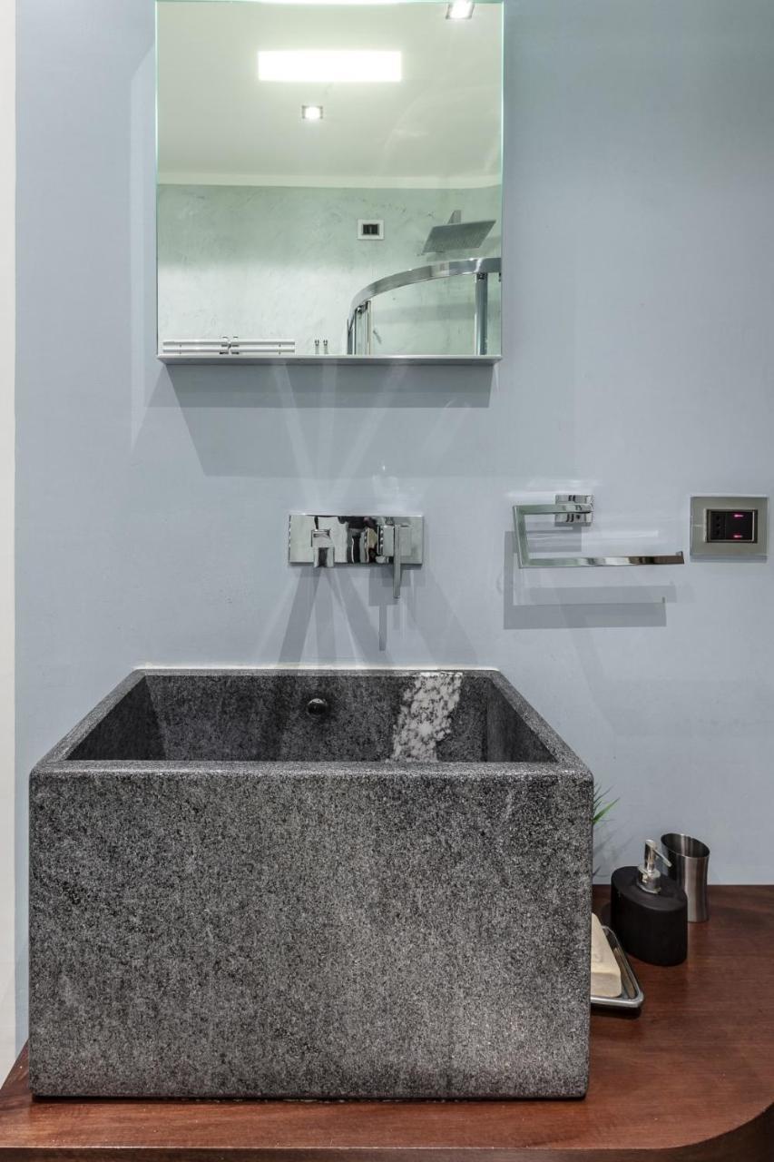 Stylish Suite In Fashion District - Corso Venezia Milan Exterior photo